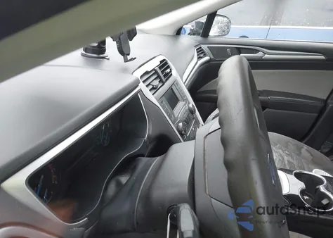 2016 Ford Fusion S z USA, uszkodzony, nr VIN 1FA6P0G74G5111906